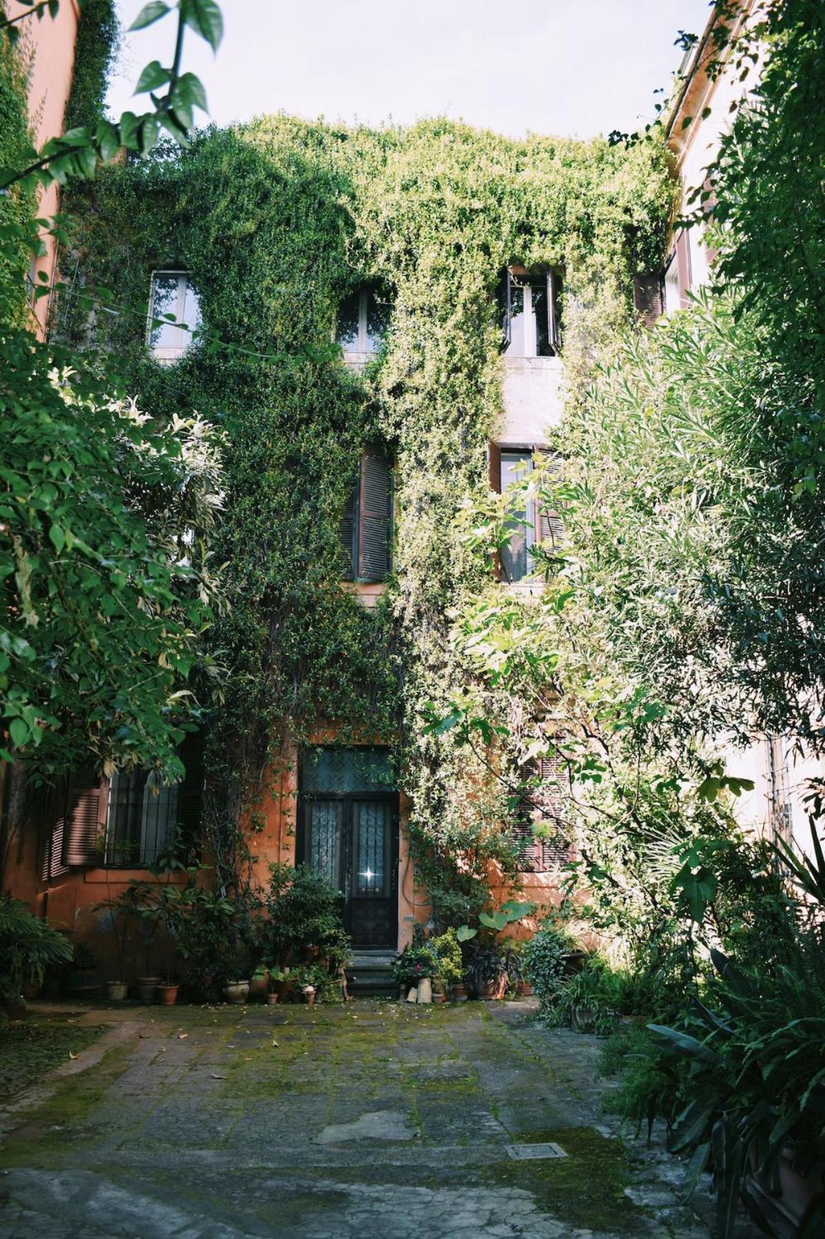 Casa Beatrice, Trastevere